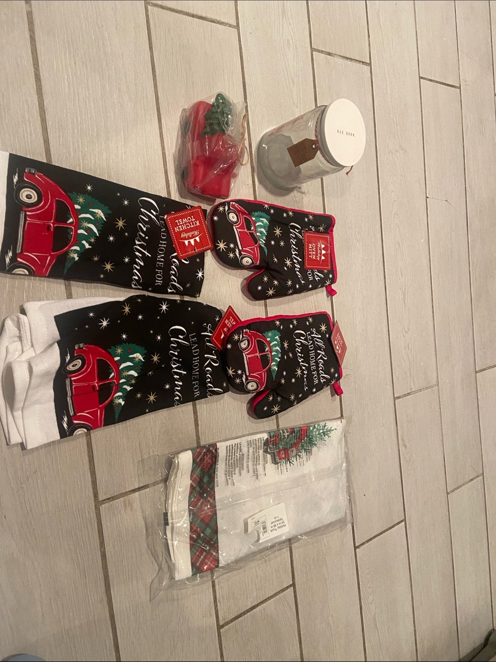 Christmas Bundle - Picture 10 of 12